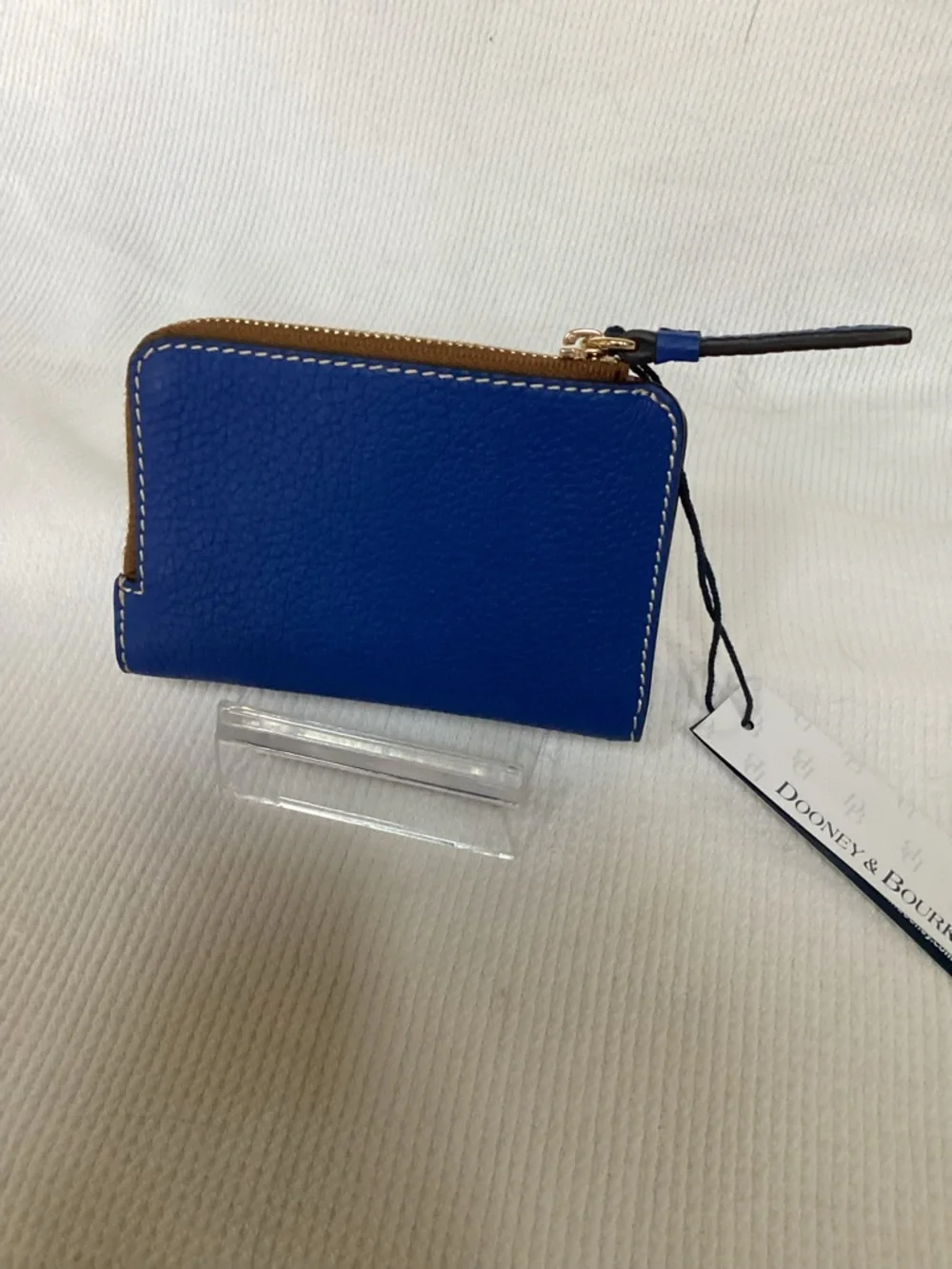 Dooney & Bourke Royal Blue Pebbled Leather Zip Card Holder NWT - Picture 4 of 12